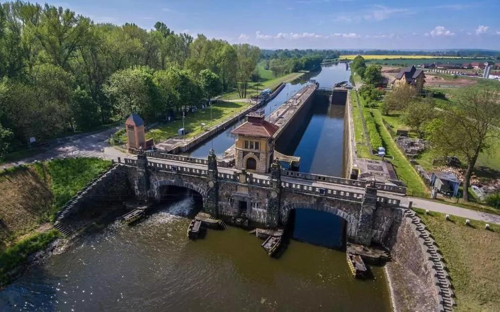 Apartamento Dům V Podzámčí Mělník Exterior foto